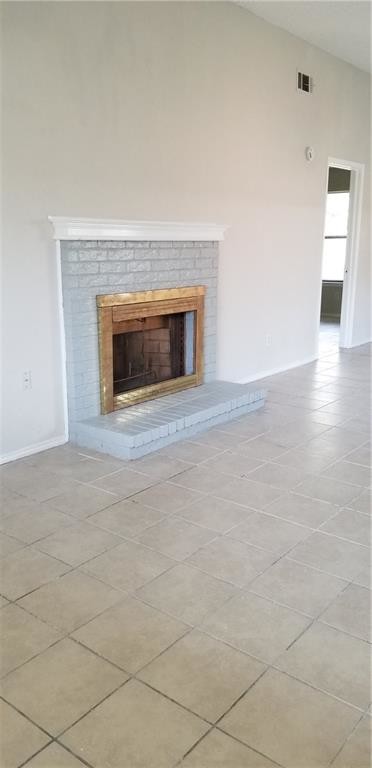 Building Photo - 5801 Mansfield Rd