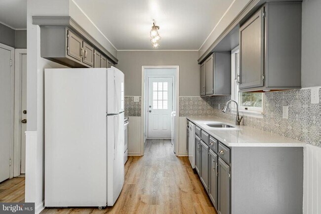 Foto del edificio - 1212 New Hampshire Ln