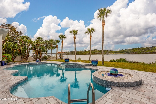 Foto del edificio - 3548 John Anderson Dr