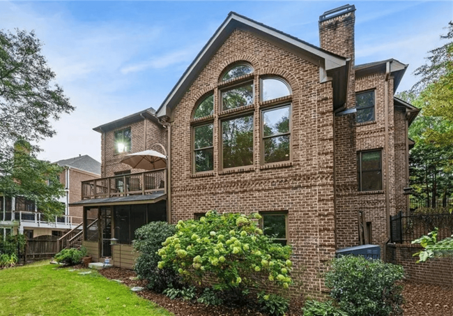 Foto del edificio - 2262 Meadowvale Dr NE