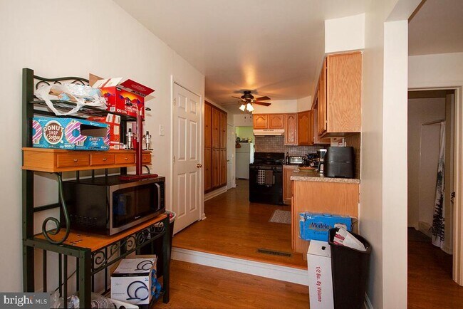 Foto del edificio - 10 Sherwood Ln