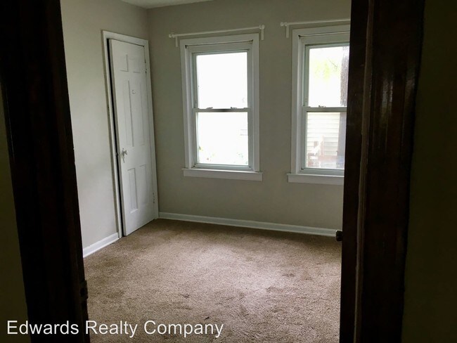 Foto del edificio - 4 br, 2 bath House - 977 Sells Ave