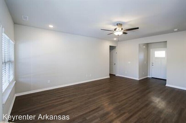 Building Photo - 3 br, 2 bath House - 310 Grove