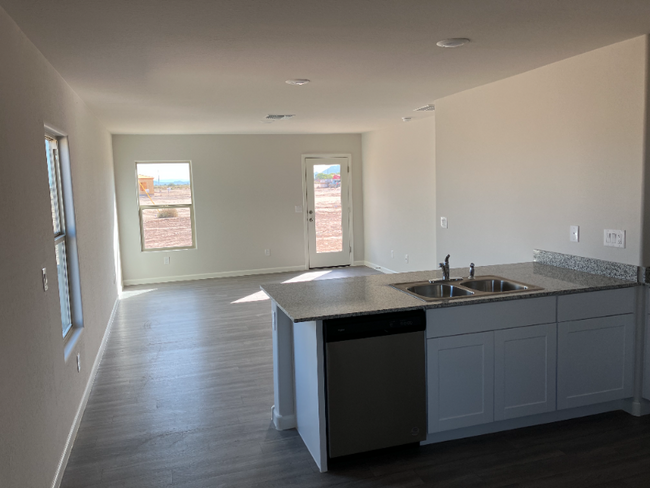 Building Photo - 3535 N Cocopa Dr