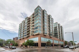 Building Photo - 1550 E Royall Pl