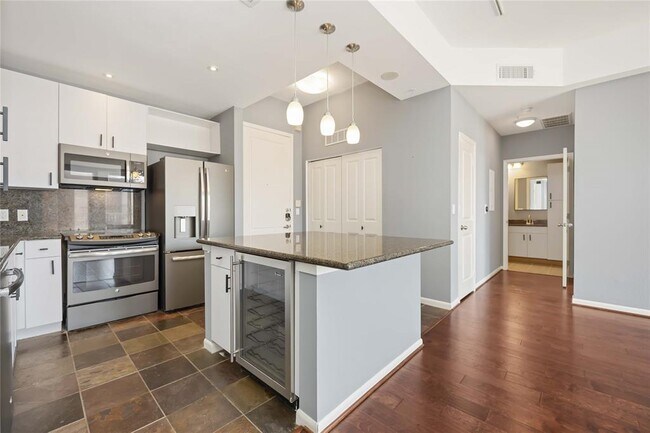 Foto del edificio - 3505 Sage Rd