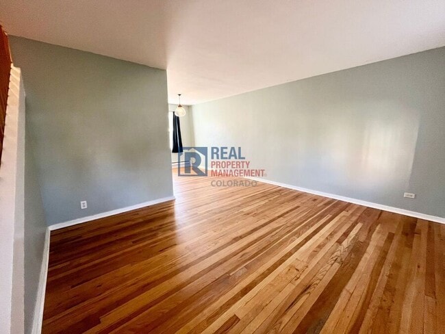 Photo - 2858 Jasmine St Townhome