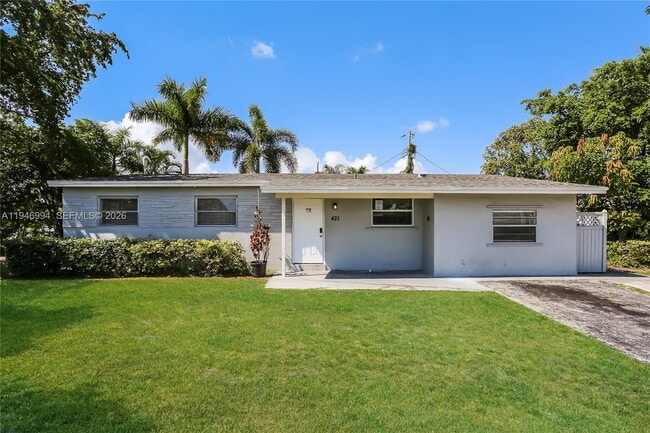 Foto del edificio - 421 SW 64th Way