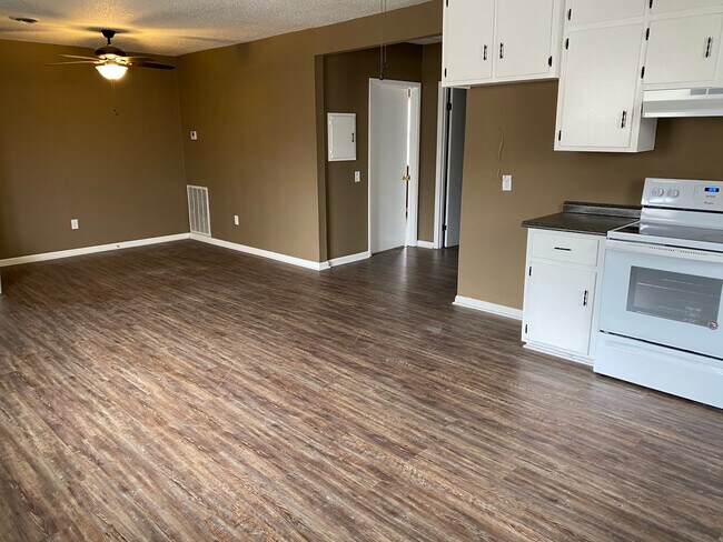 3839 Matt Smith Rd Unit 1 Southside Al 35907 Apartment For Rent In Southside Al Apartments Com