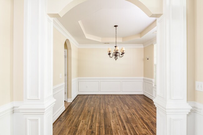 Foto del edificio - 13015 Meadowmere Rd