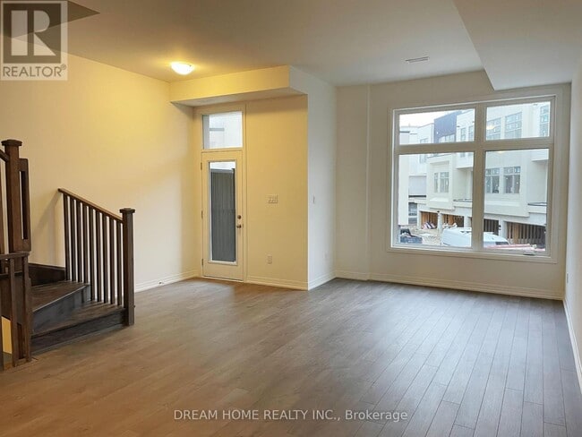 Building Photo - 9 Albert Firman Ln