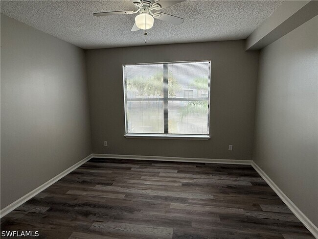 Foto del edificio - 13521 Eagle Ridge Dr