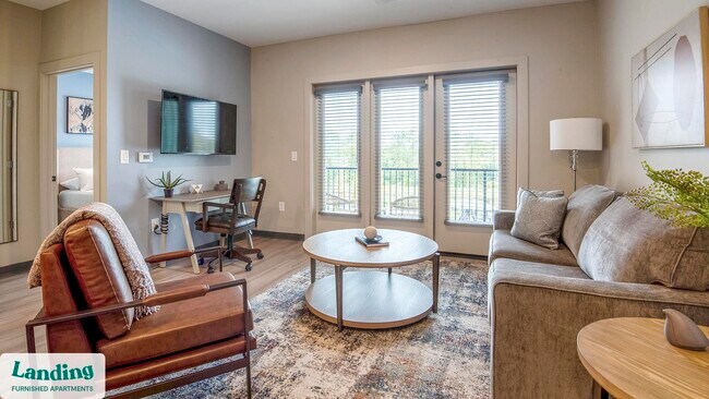 Foto del edificio - 645 N Front St