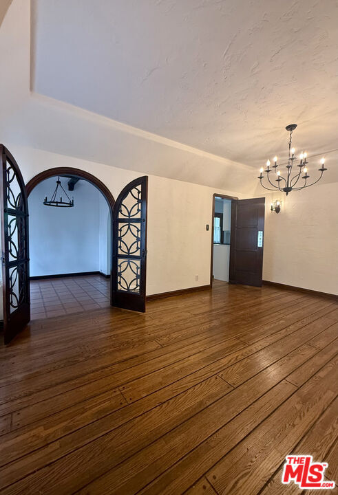 Foto del edificio - 6450 Drexel Ave