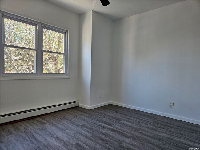 Building Photo - 90-38 80th St