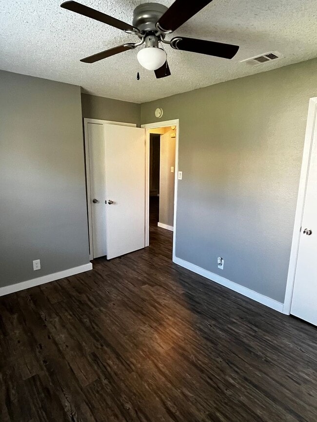 Building Photo - 2306 Cedrick Cove