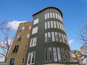 Building Photo - 140 Alden Ave NW
