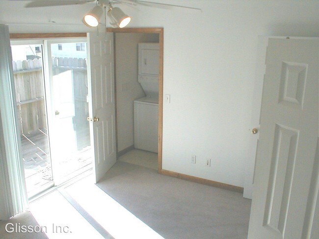 Foto del edificio - 921-927 E Grand Ave