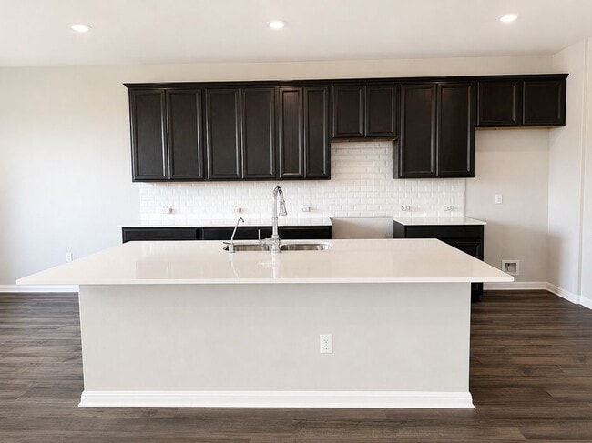Foto del edificio - 2441 Danbury Ln