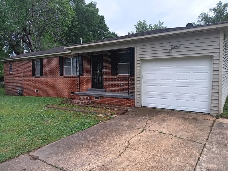 257 Pickett Rd, Memphis, TN 38109 House Rental in Memphis, TN