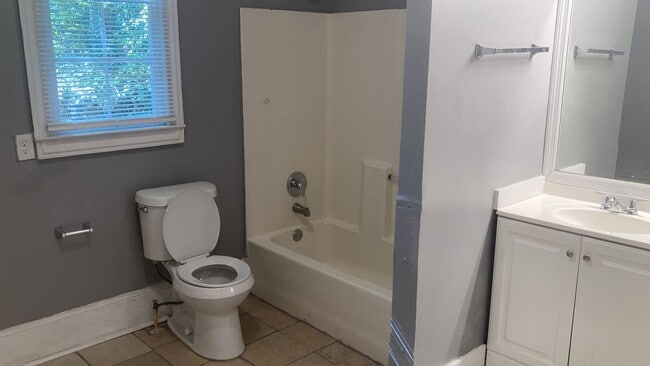 Foto del edificio - 2364 Brackett St SW