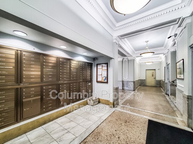 Foto del edificio - 3060 16th St NW