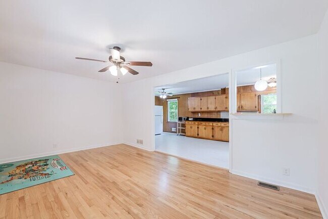 Foto del edificio - 6758 Campground Rd