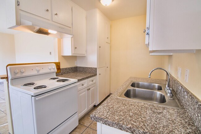 Foto del edificio - 20412 Cohasset St