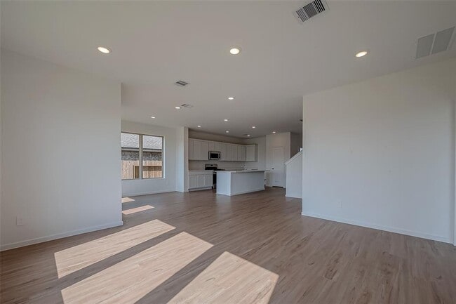 Building Photo - 643 Spring Ashberry Ct