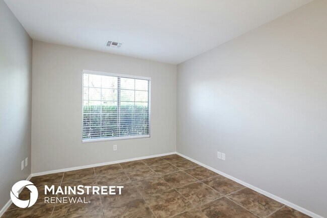 Building Photo - 12510 W Mandalay Ln