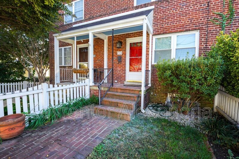 Photo - 511 E Windsor Ave