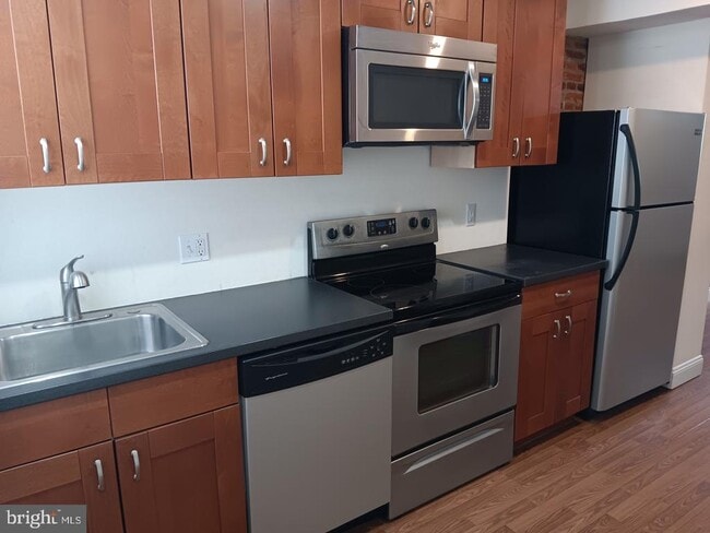 Foto del edificio - 1026 Patapsco St
