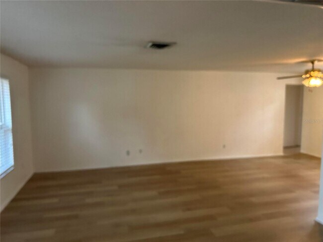 Building Photo - 8873 Tami St