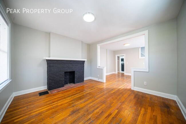 Building Photo - Available Now! Newly Renovated 3 Bedroom D...