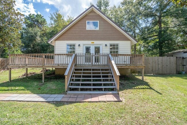 Building Photo - 1076 Lilinoe Way