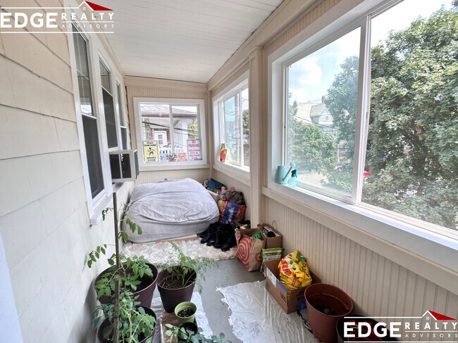 Building Photo - 60 Litchfield St
