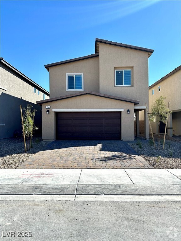 Building Photo - 5746 Sunset Sedona St