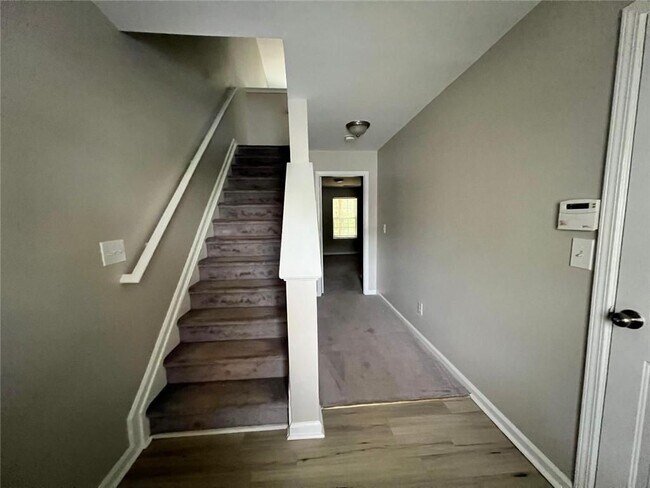 Foto del edificio - 6877 Slate Stone Way SE