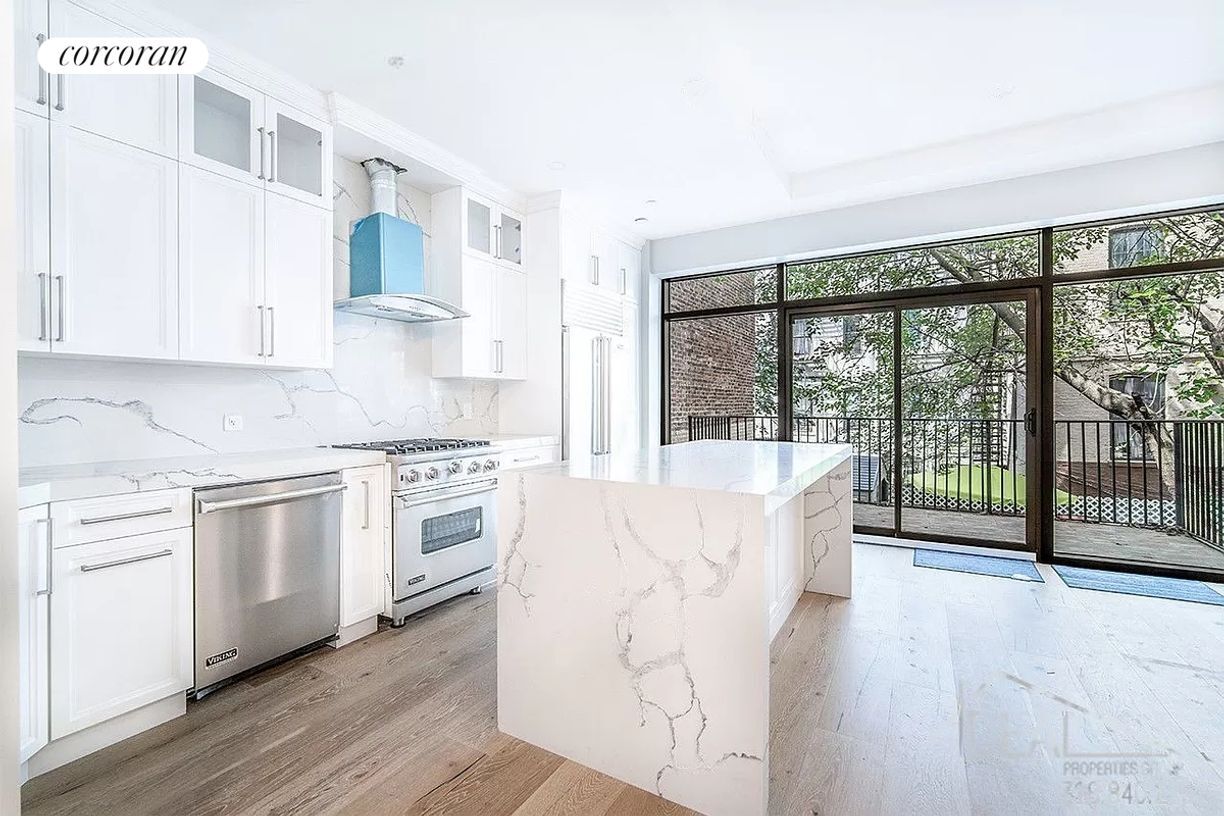 Foto principal - 14 E 21st St