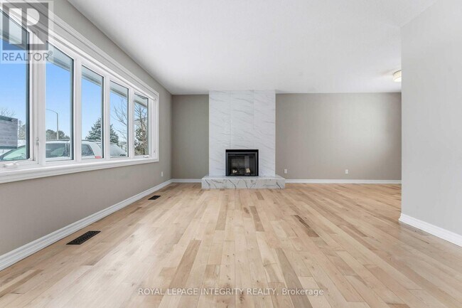 Building Photo - 1398 Jamison Ave