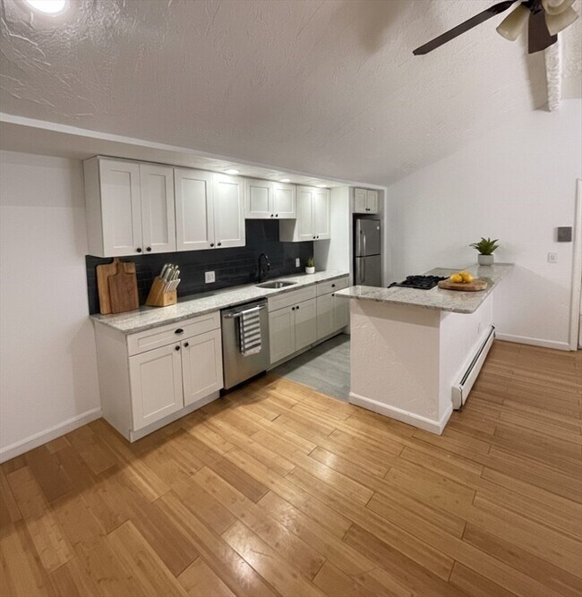 Foto del edificio - 241 Maverick St