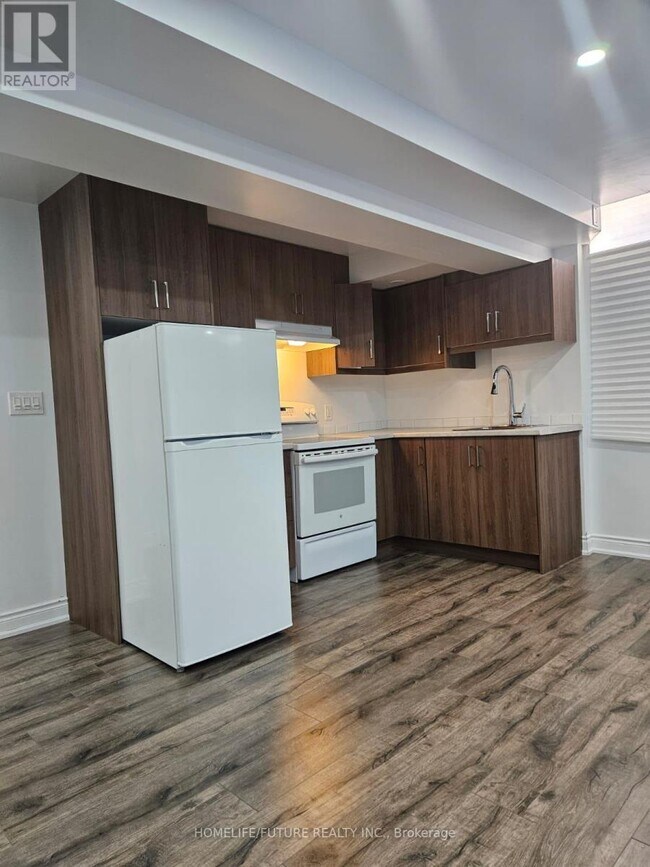 Photo du bâtiment - 26 Felix Cl