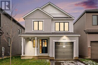 Building Photo - 124 Tonic Cres