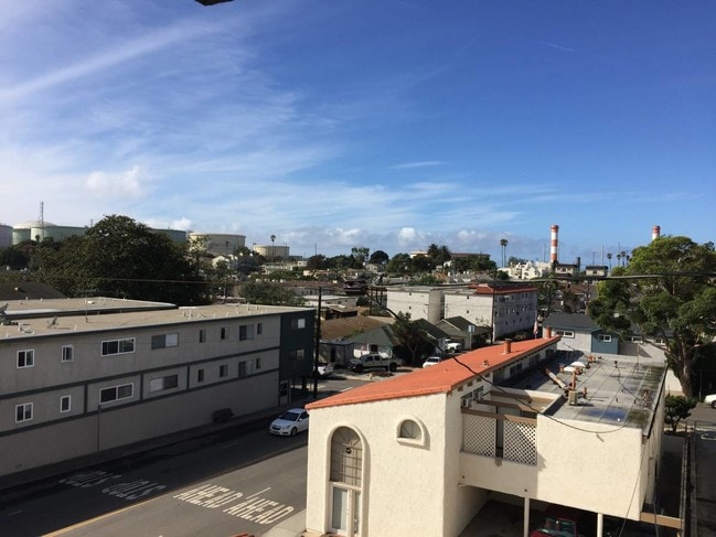 3rd floor balcony view - 303 W Grand Ave