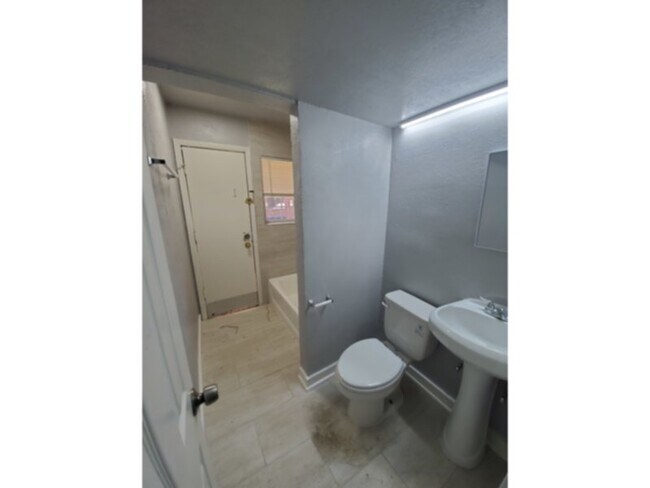 Foto del edificio - 5106 Live Oak St