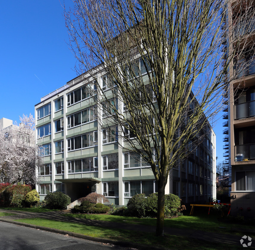 Primary Photo - Bella Vista Apartments