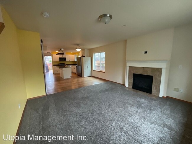 Building Photo - 3 br, 2.5 bath House - 4320 Sumac Lane