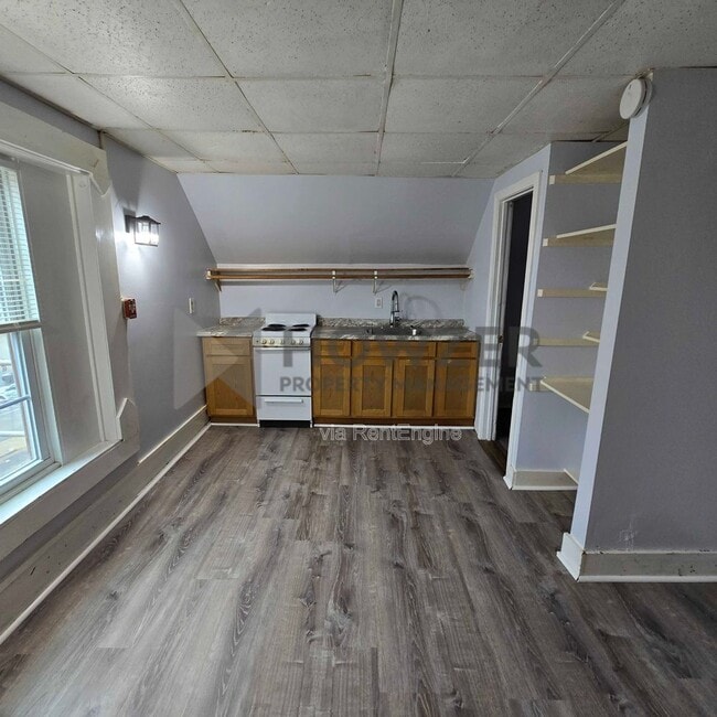 Building Photo - 109 Green St