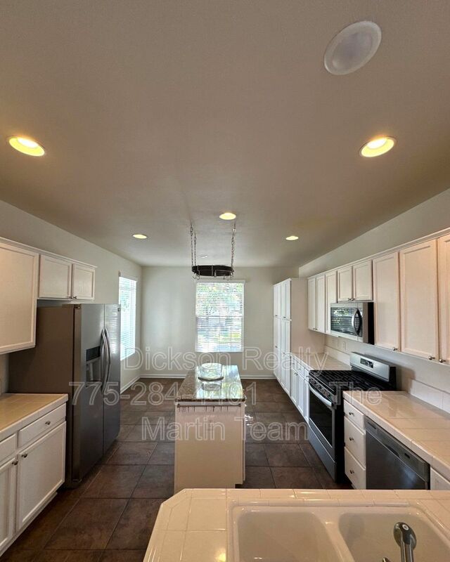 Building Photo - 10407 Summershade Ln