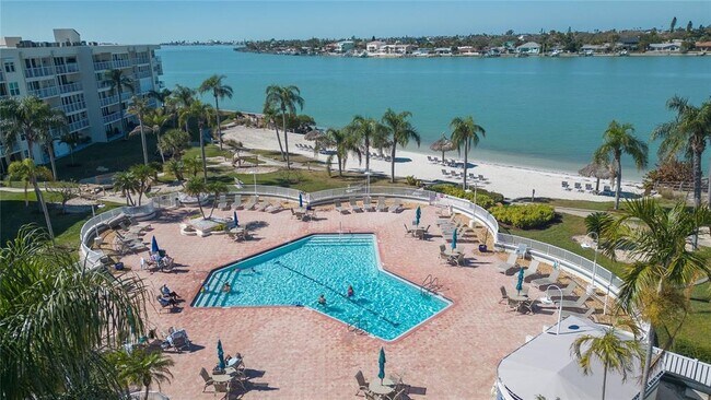 Foto del edificio - 6080 Bahia Del Mar Cir N
